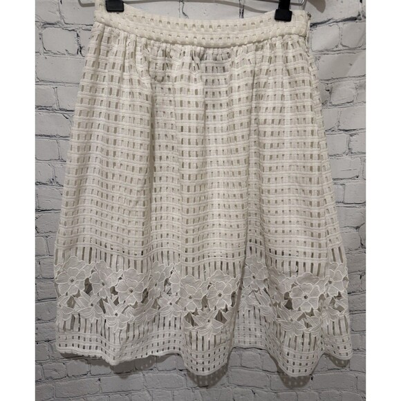 Blue Rain Dresses & Skirts - Blue Rain White Lace Cutout Midi Skirt Size Medium